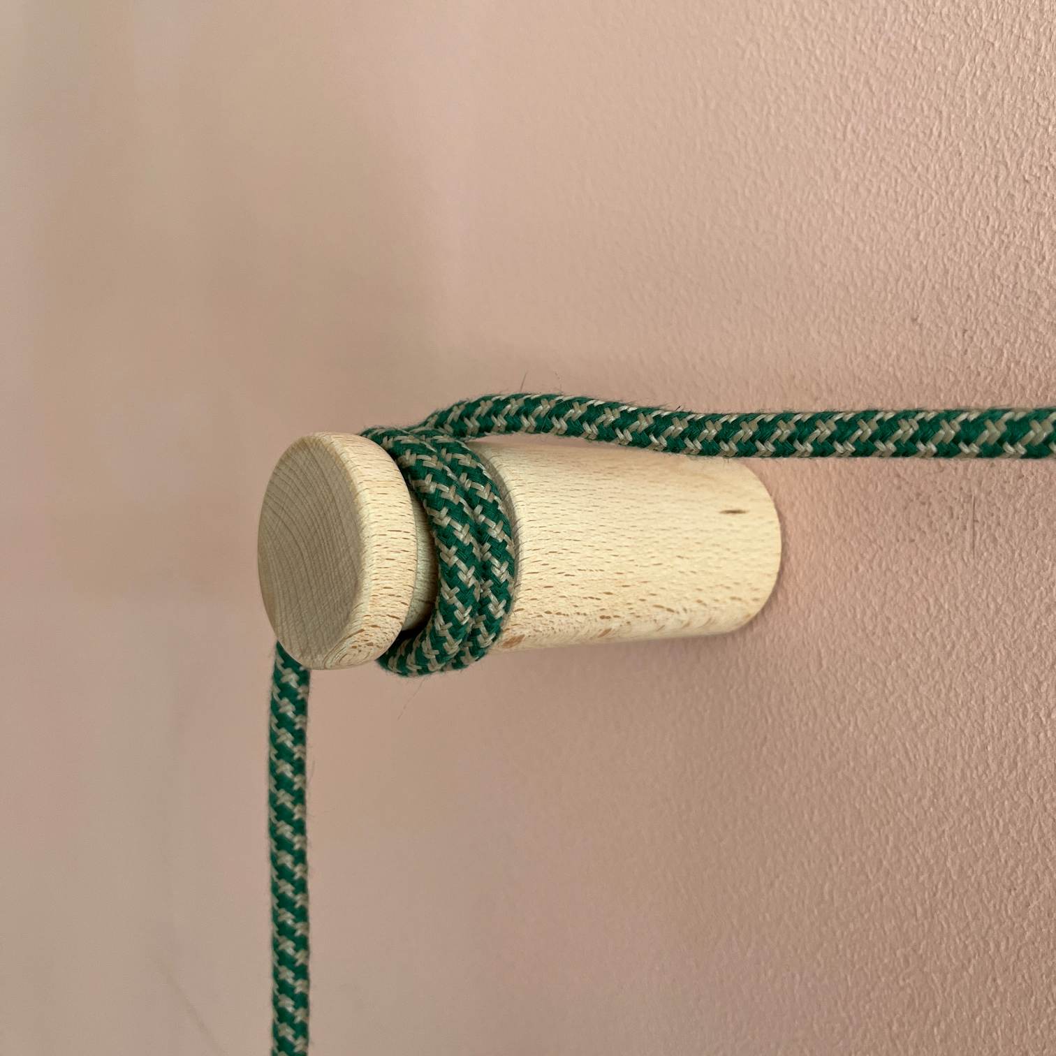 batch_IMG_3992 Rolè | Wandhalterung Holz natur zur Anbindung von DIY Pendelleuchten Hängelampen Wandlampe