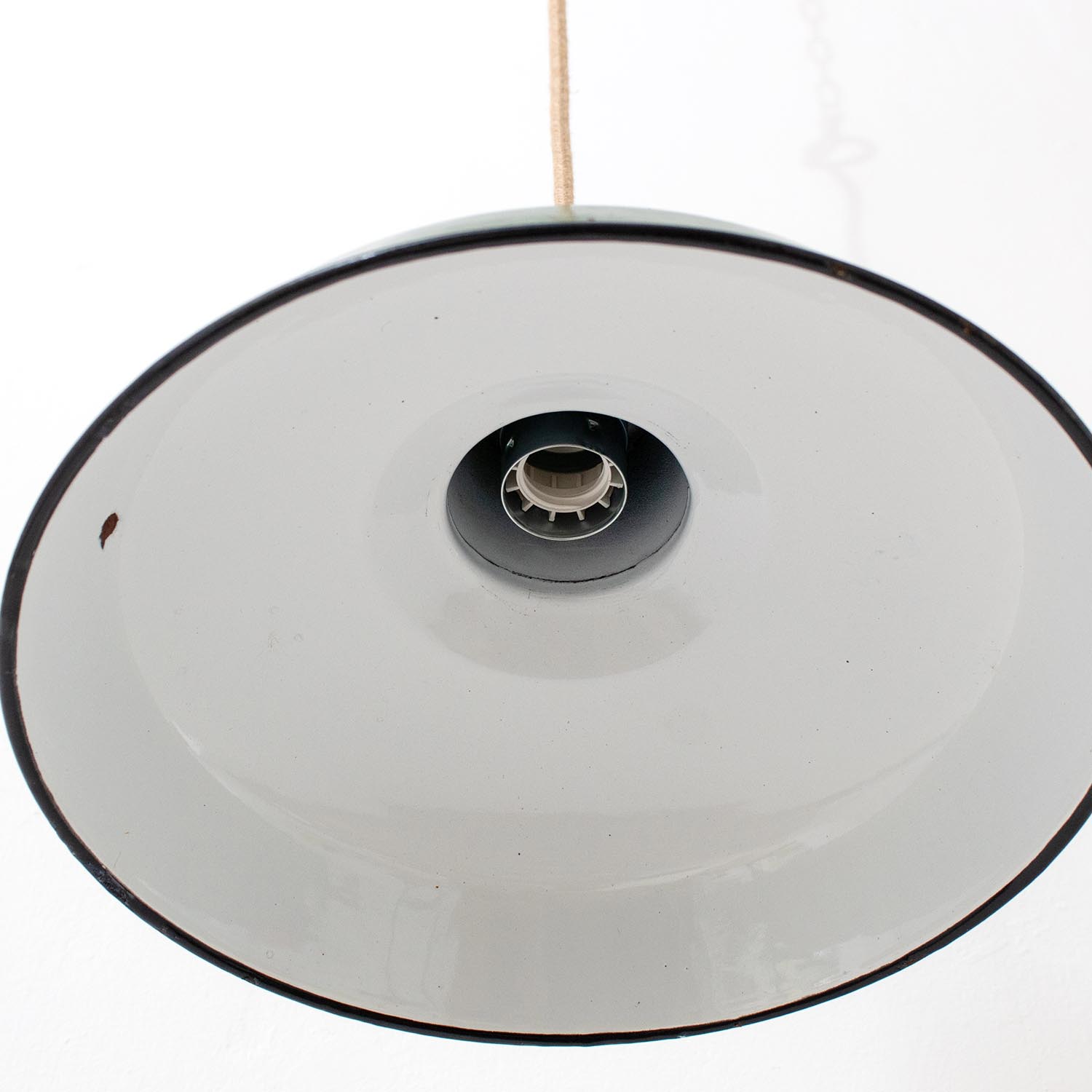 Vintage französische grau-grüne Industrielampe Ø 31 cm