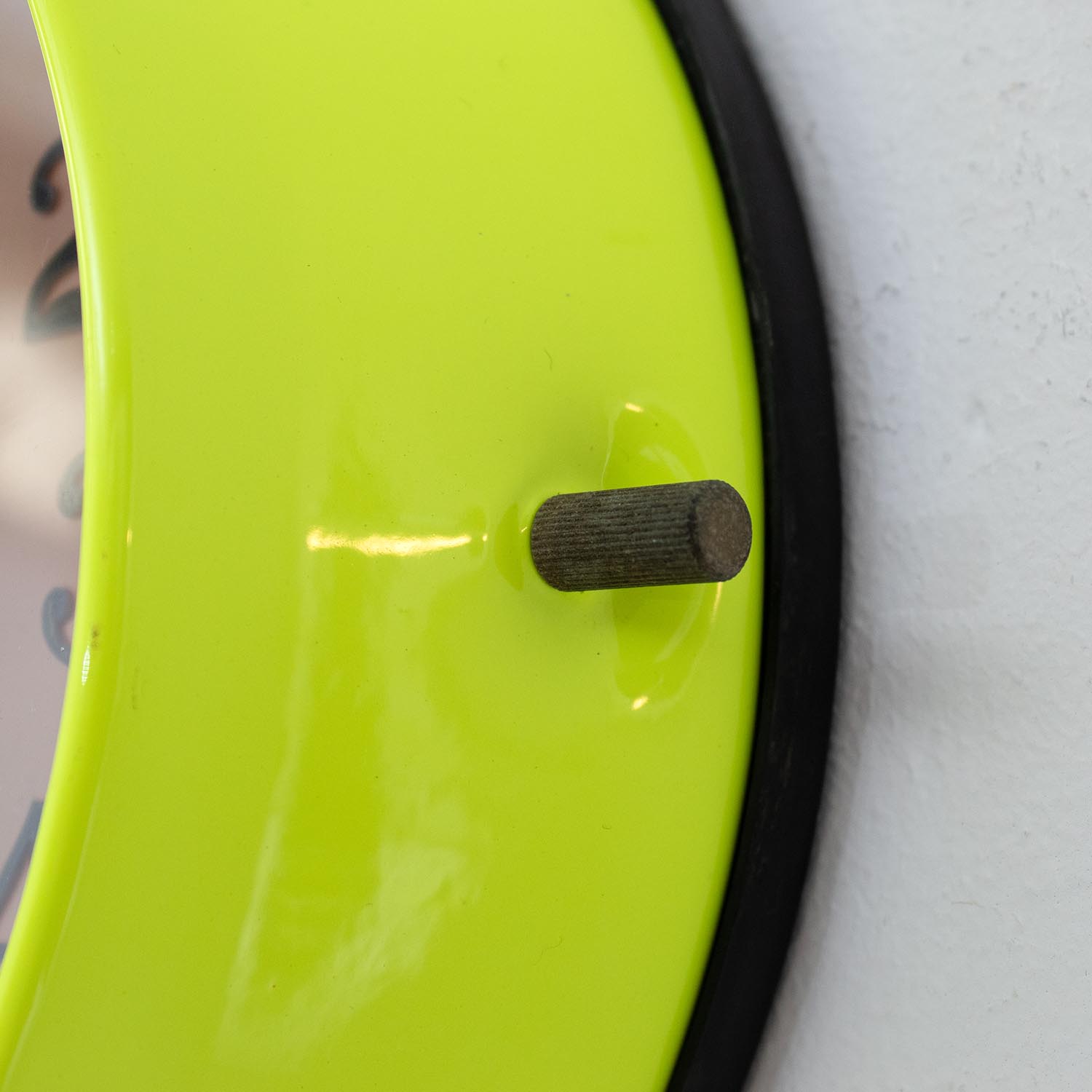 seiko-wanduhr-neon-gelb_03 SONDEREDITION: Vintage SEIKO Wanduhr Neon Gelb Ø 22 cm Schiffsuhr