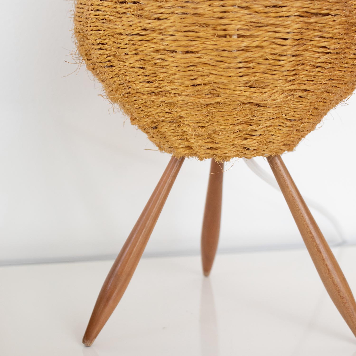 Kleine vintage midcentury Boho Tischlampe Jute "Rocket"