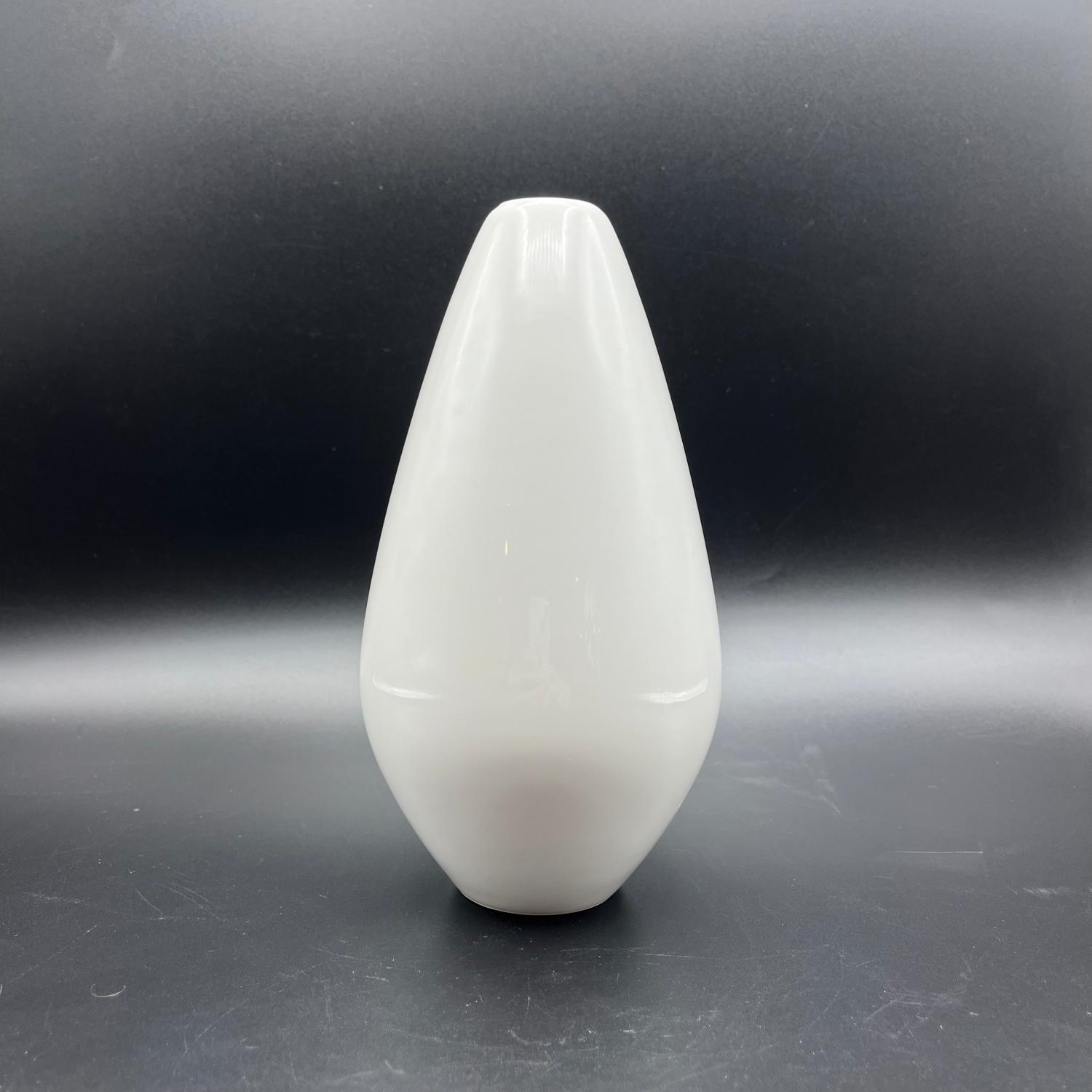KPM Berlin Porzellan Vase 19 cm 1960er Hubert Griemert Kolben