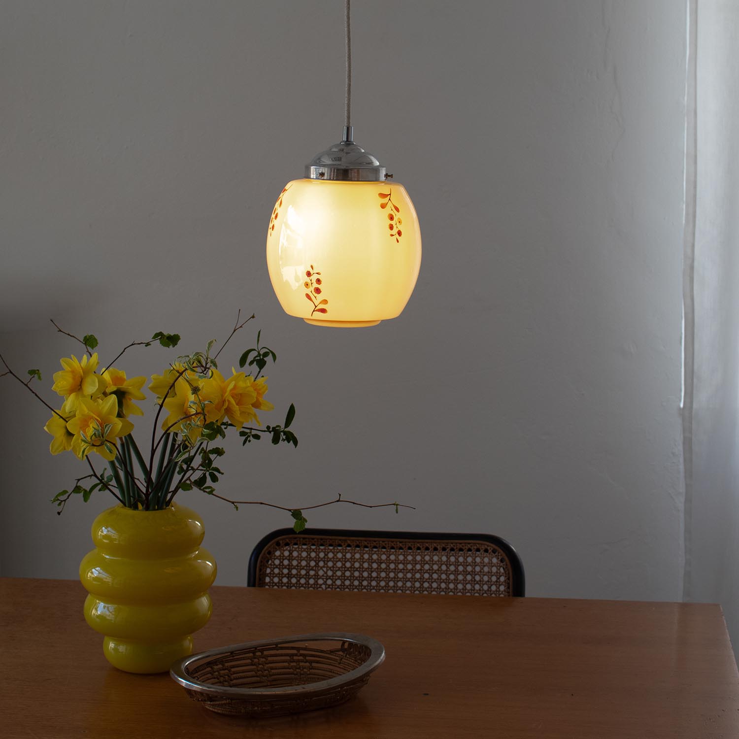 Alte midcentury Glas Hängelampe Ø 19 cm Spritzdekor Blumen