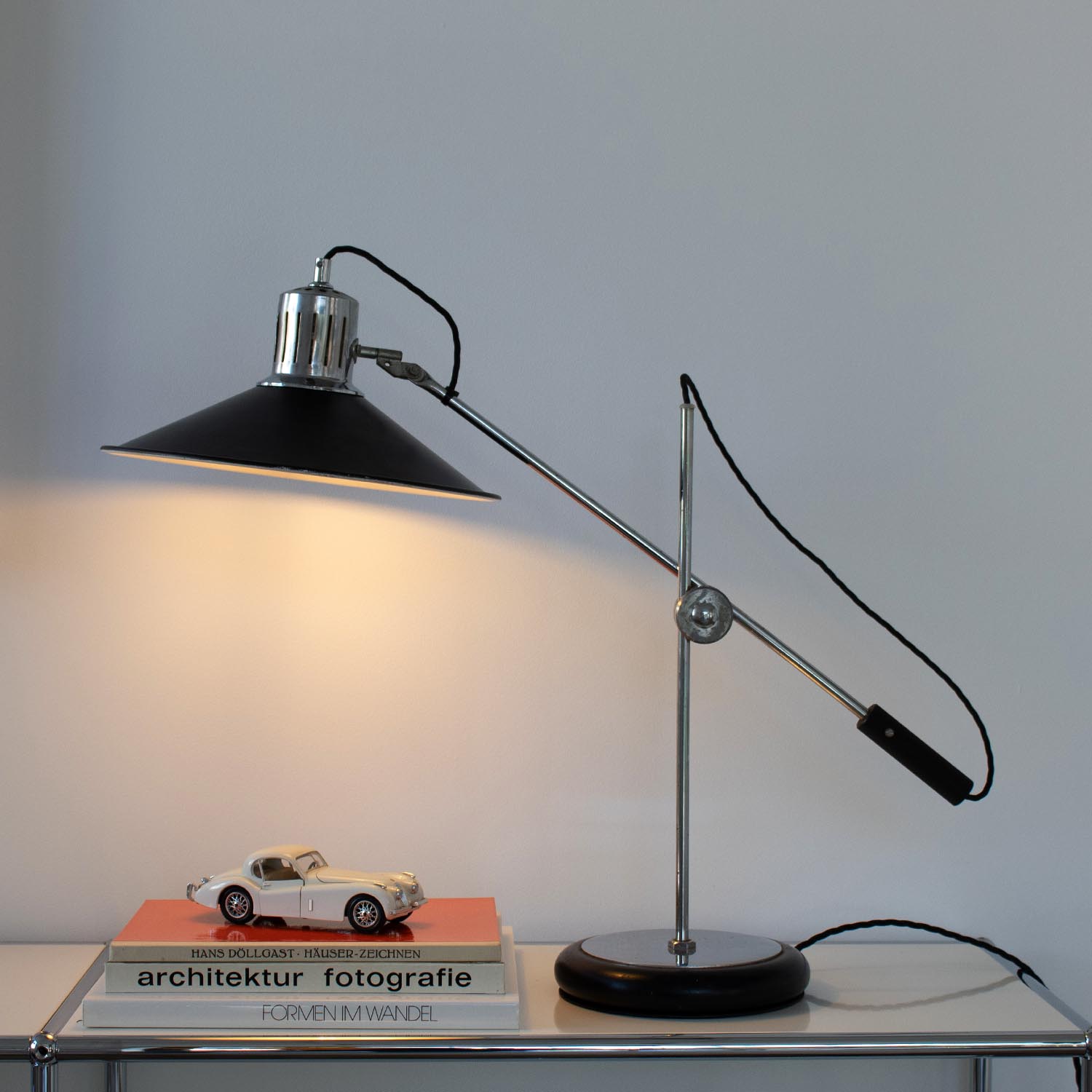 Große Aluminor Architektenlampe Tischlampe Schwarz/Chrom 1970er