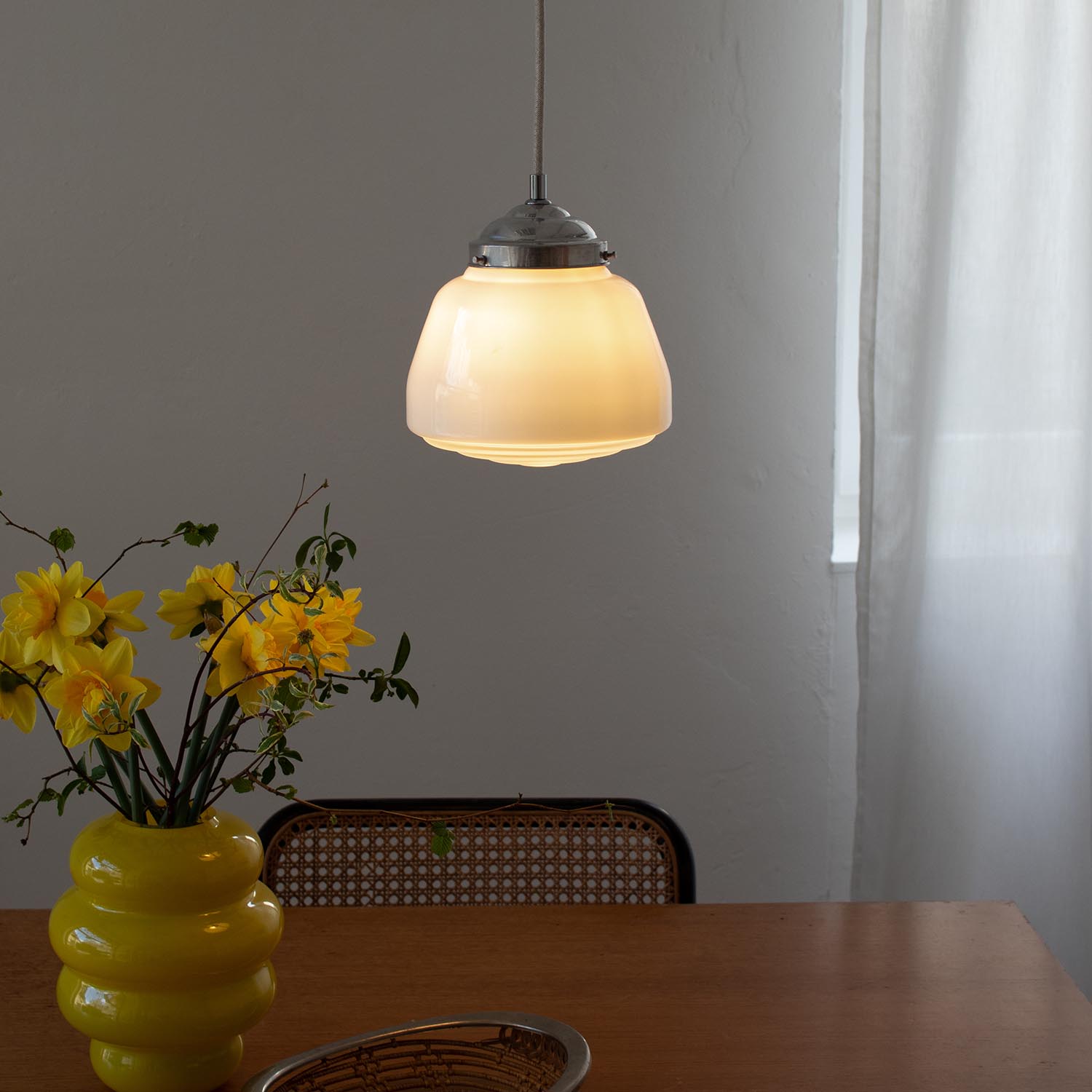 Vintage Bauhaus Opalglas Hängelampe Ø 18 cm