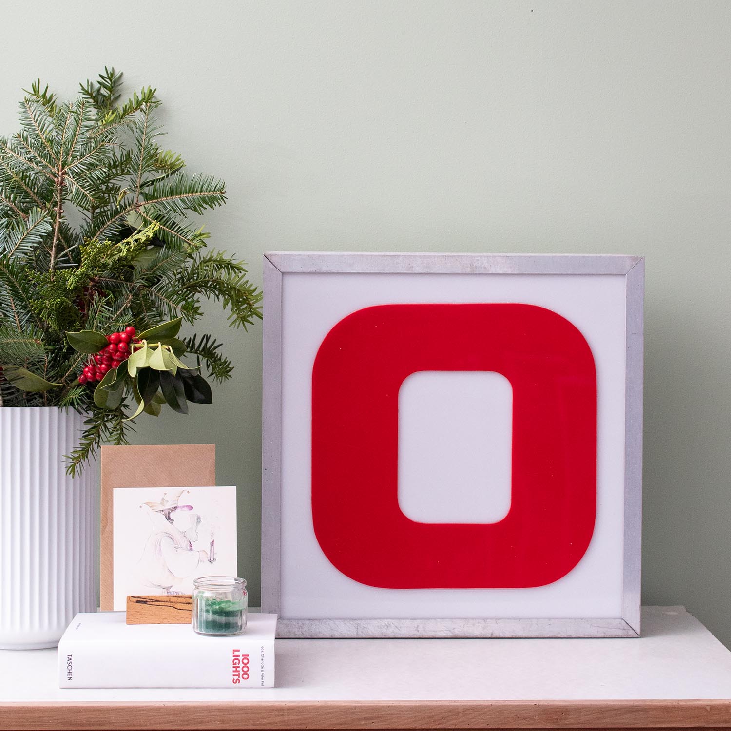 Alter quadratischer Leucht-Buchstabe -O- Rot im Kasten 40 x 40 cm Kopie