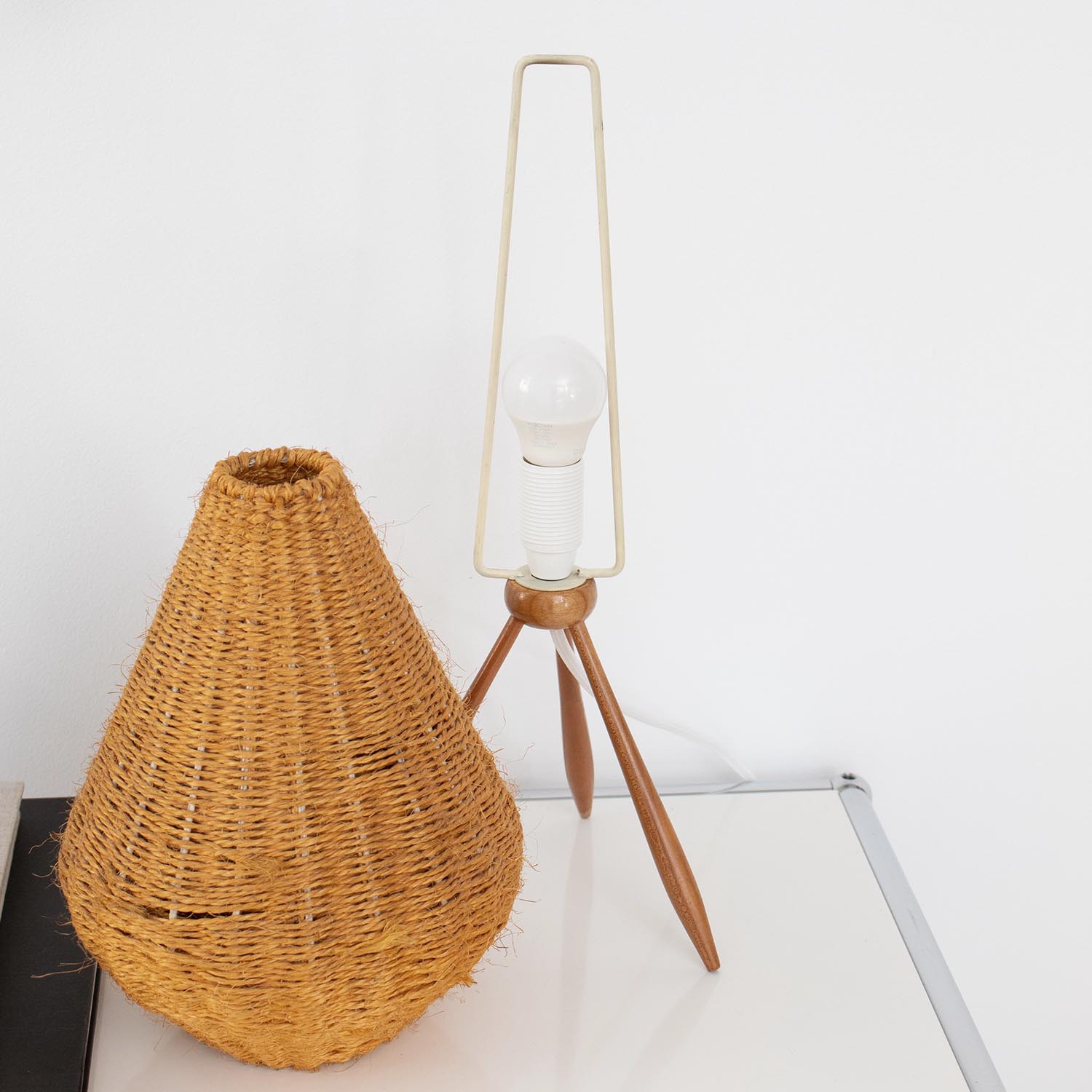 Kleine vintage midcentury Boho Tischlampe Jute "Rocket"
