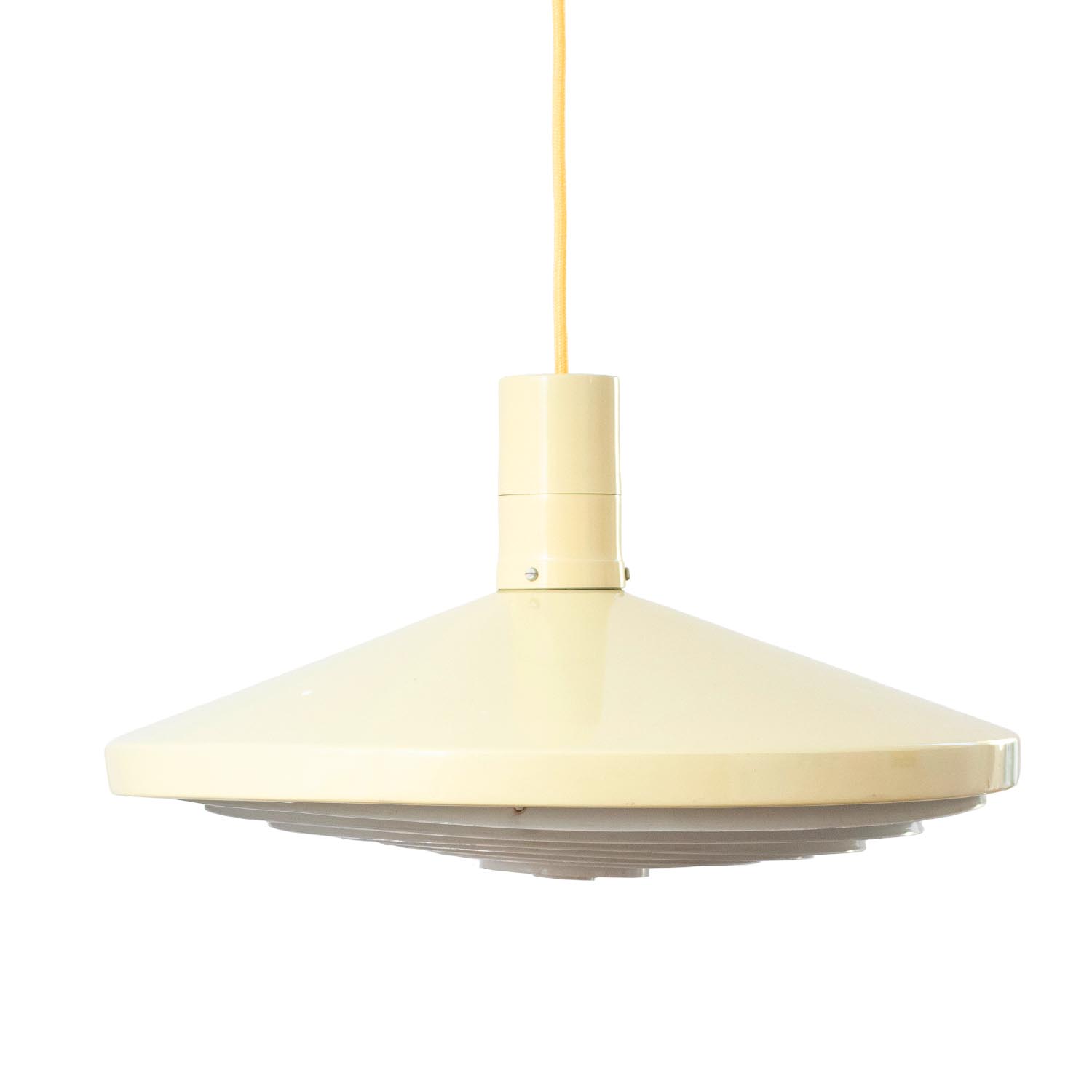 DDR Designklassiker große Pendelleuchte P 605 (Wolfgang Dyroff / PGH Halle) – Pastellgelb