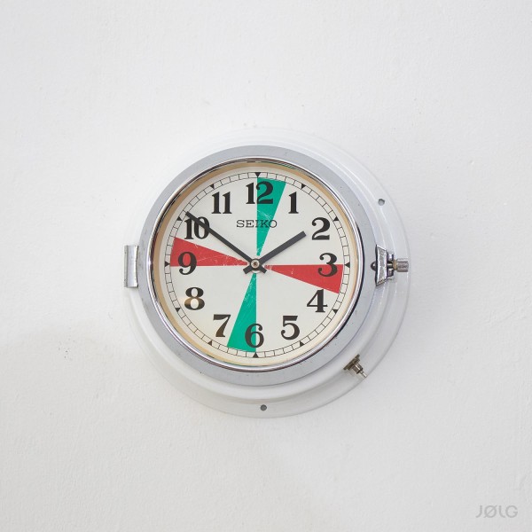 Sonderedition: Alte weiße SEIKO Funksektoren-Schiffsuhr Ø 22 cm Hellblau Uhr Küchenuhr mit Chromring