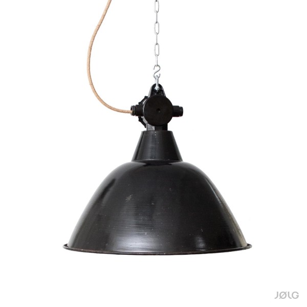 Schwarze große LBL vintage Industrielampe Ø 47 cm mit Bakelit-Verteilerkasten ehem. DDR