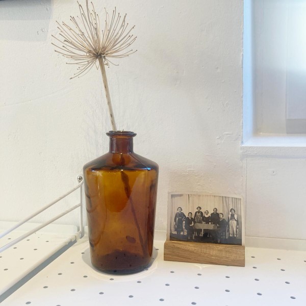 Vintage braune Apothekerflasche als Vase 19 cm